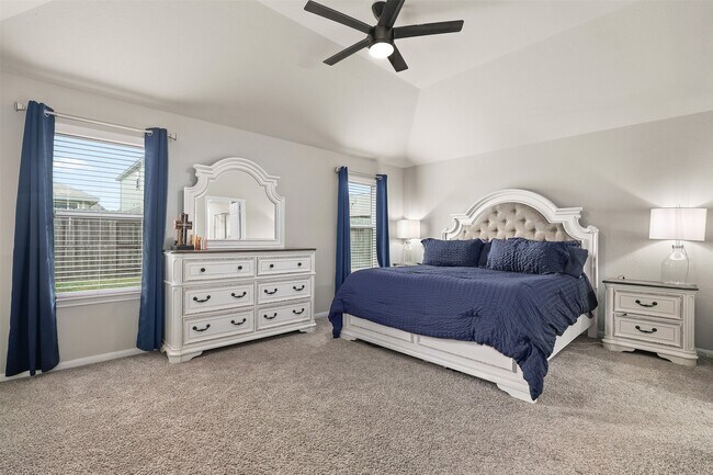 Building Photo - 2214 Sand Lily Dr