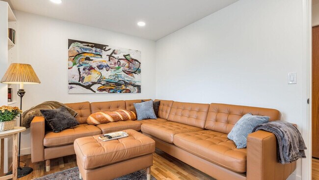 Building Photo - 13006 NE 149th St