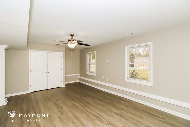 Building Photo - Cute 3 Bedroom Home