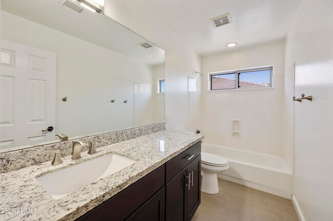Building Photo - 18027 N 50th Pl