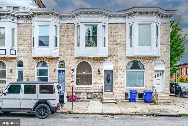 Building Photo - 1302 S Charles St