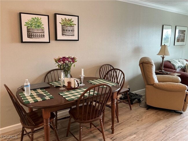 Building Photo - 2885 Palm Beach Blvd