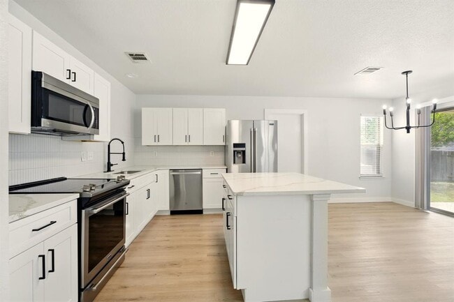 Building Photo - 179 Pimlico