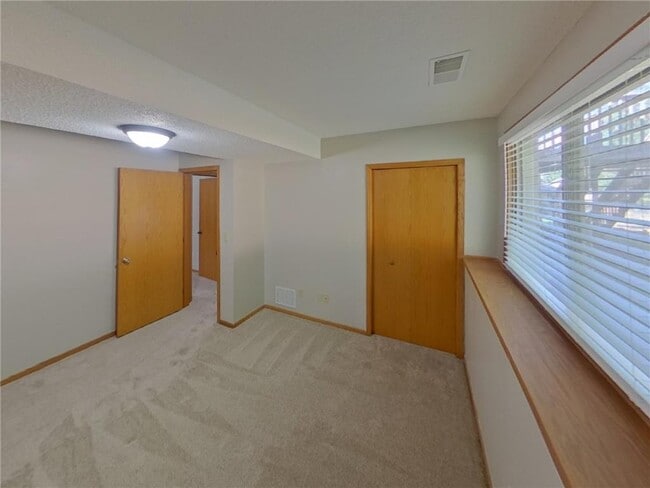 Building Photo - 1579 Ashbury Ct