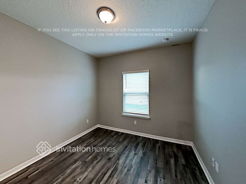 Building Photo - 272 Ash Breeze Cv