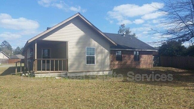 Building Photo - 925 Granger Dr