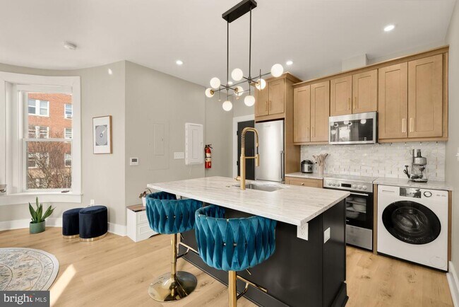 Building Photo - 1634 S St NW