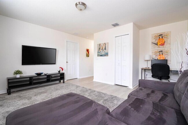 Building Photo - 2625 Santosh Cove