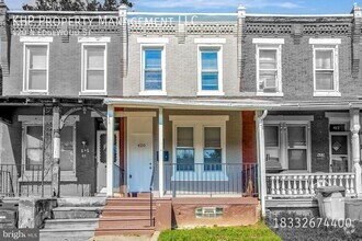 Building Photo - Charming 2-Bedroom Home in Philadelphia's ...