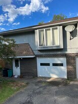 Building Photo - 832 Oakdale Rd