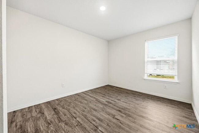 Building Photo - 1153 Magnolia St