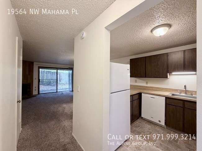 Building Photo - 19564 NW Mahama Pl