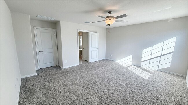 Building Photo - 2653 Acadia Dr