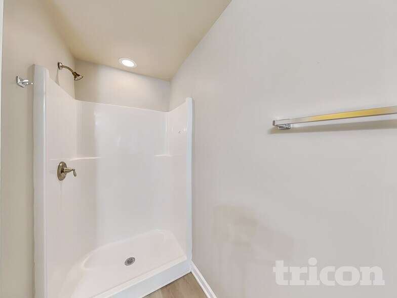 Building Photo - 3983 Sitka Dr