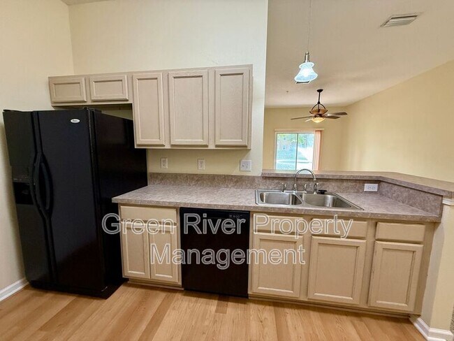 Building Photo - 6106 Maggies Cir