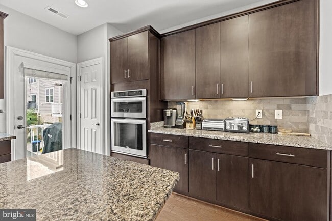 Building Photo - 9618 Stockwell Ln