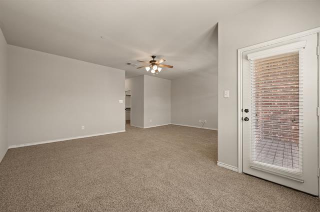 Building Photo - 4261 Comanche Dr