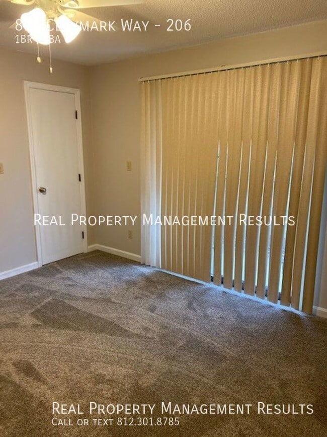 Building Photo - 895 Claymark Way