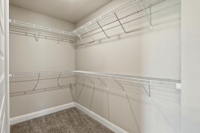 Building Photo - 2892 Chancery Ln