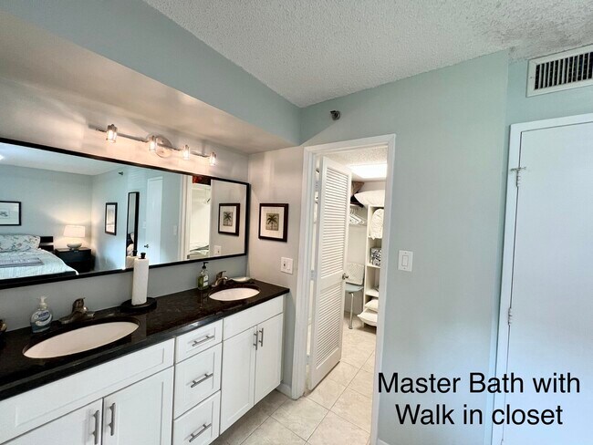 Building Photo - 2025 Lavers Cir