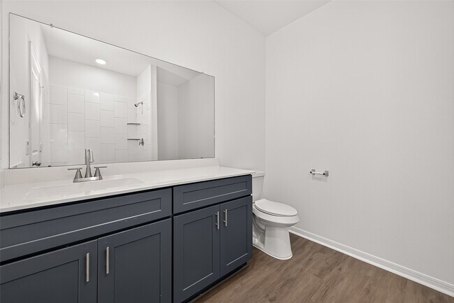 Building Photo - 16737 Oak Bough Dr