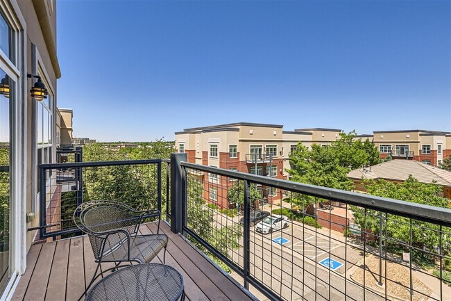 Building Photo - 5401 S Park Terrace Ave