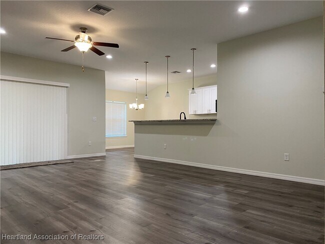 Building Photo - 8205 Cozumel Ln