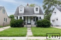 Building Photo - 19366 Woodside St