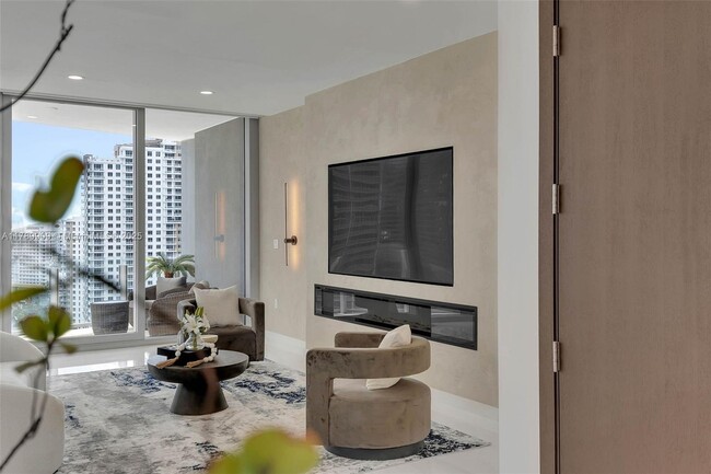 Building Photo - 300 Biscayne Blvd Way