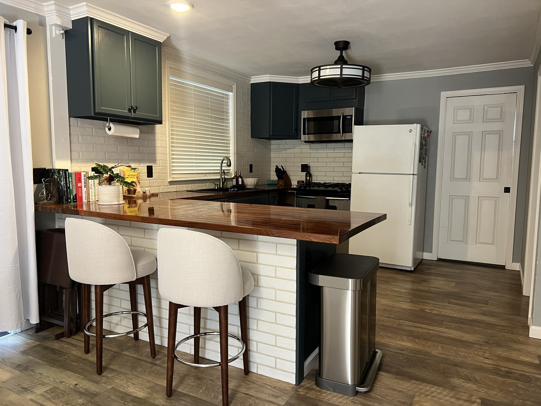 Building Photo - 455 Marshall Ave