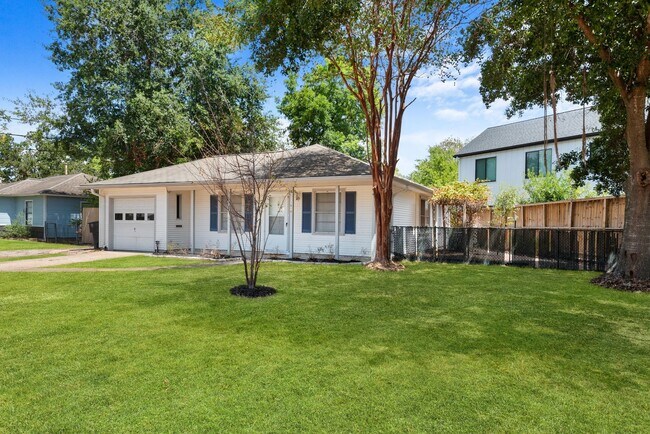 Building Photo - 1510 Afton St