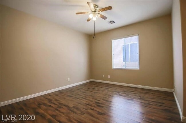 Building Photo - 9242 Grassy Weep Ct