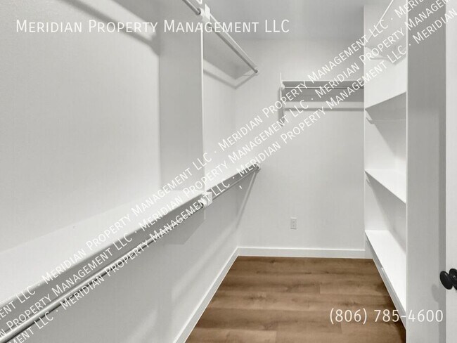 Building Photo - 2128 Kokomo-