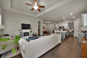 Building Photo - 4205 Grand Oaks Wind