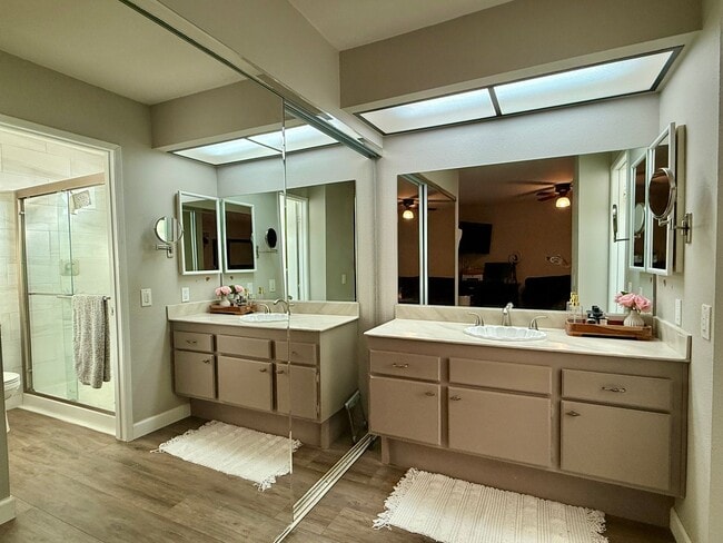 Building Photo - Ranch Style Home in Rancho Pondarosa Community