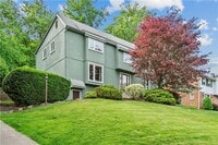 Building Photo - 4-Bedroom Home with 2 Full + 2 Half Baths ...