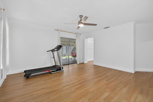 Building Photo - 2606 Monaco Terrace