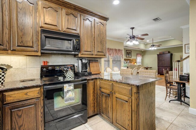 Building Photo - 1258 Greywood Dr