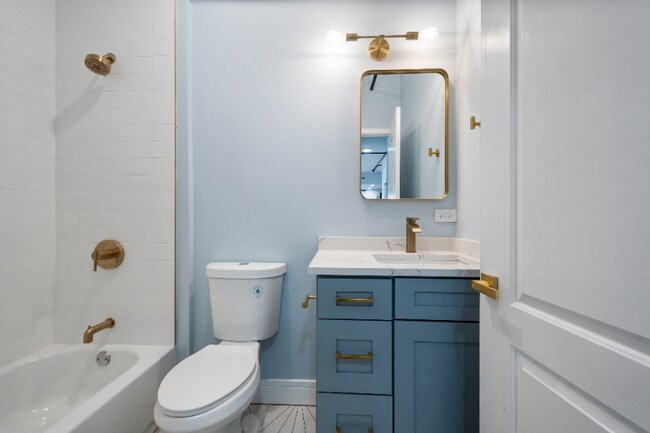 Building Photo - 9909 W Roosevelt Rd