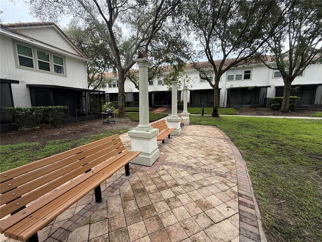 Building Photo - 7014 Cadiz Blvd