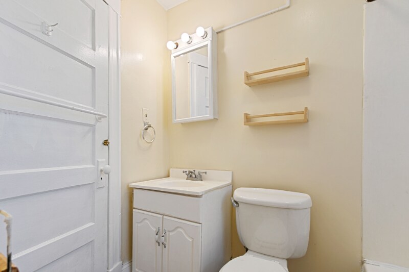 Building Photo - 2916 Guilford Ave