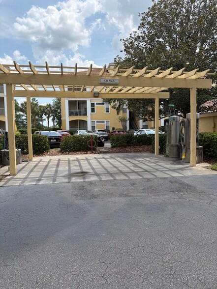 Building Photo - 1125 Lake Shadow Cir