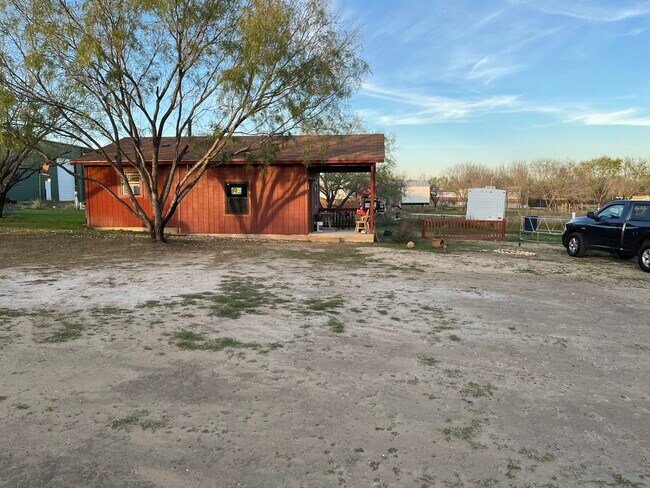 Building Photo - 18925 Tejeda Rd