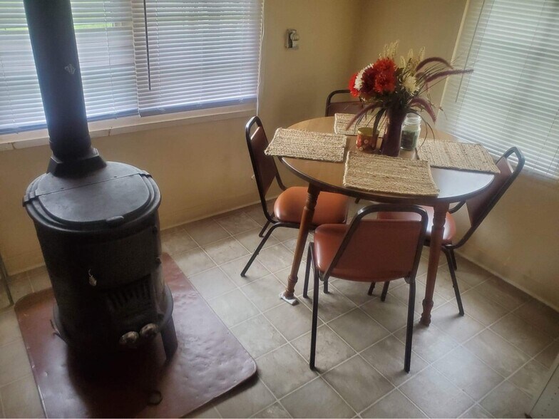 Kitchen - 3616 Camp Branch Rd