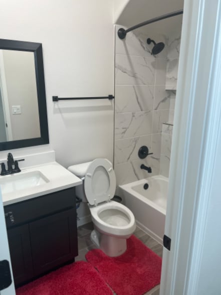 Building Photo - 14725 Pebble Hills Blvd