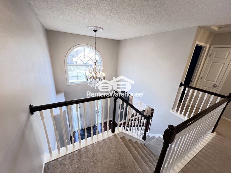 Building Photo - 10171 Bridgewater Ct