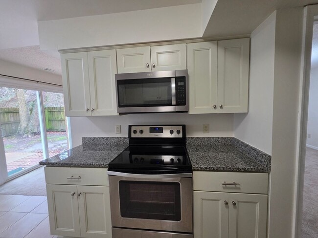 Building Photo - Chelsea