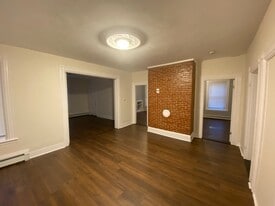 Building Photo - 53 Sumner St