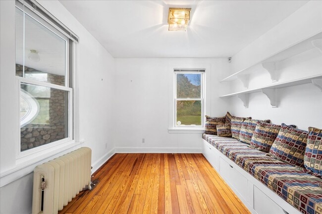 Building Photo - 28 Palmer Neck Rd