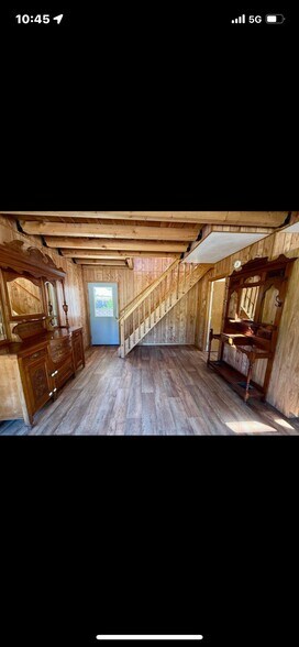 Building Photo - 3305 Bradeen Rd